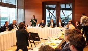 TEKSTİL VE HAMMADDELERİ İLE HAZIR GİYİM VE KONFEKSİYON ORTAK SEKTÖR KURULU TOPLANTISI