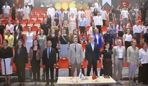 GELECEĞİN TASARIMCILARI İŞ BİRLİĞİYLE YETİŞİYOR