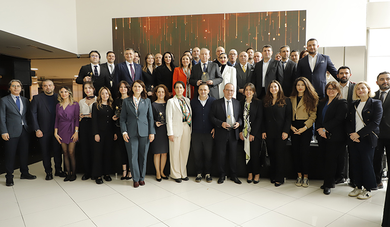 TEKSTİLDE İHRACATIN YILDIZLARI BELLİ OLDU