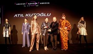 BURSA KUMAŞLARI, TÜRKİYE'DE İLK KEZ YAPILAN TURKİSH FASHİON FABRİCS MULTİMEDİA SHOW İLE DÜNYA VİTRİNİNDE
