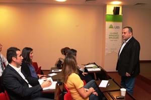 UİB ÜYELERİNE MARKA KONUMLANDIRMA SEMİNERİ…