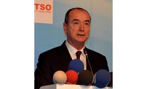 UİB KOORDİNATÖR BAŞKANI ORHAN GENÇOĞLU RUMELİSİAD BALKAN EKONOMİ ZİRVESİNDE ÖNEMLİ DEĞERLENDİRMELERDE BULUNDU.