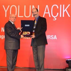 OİB TÜRKİYE OTOMOTİV SEKTÖRÜNDE 2.  AR-GE PROJE PAZARI VE OTOMOTİV KOMPONENT TASARIM YARIŞMASI, İLK GÜNÜNDE ÖNEMLİ İSİMLERİ AĞIRLADI…